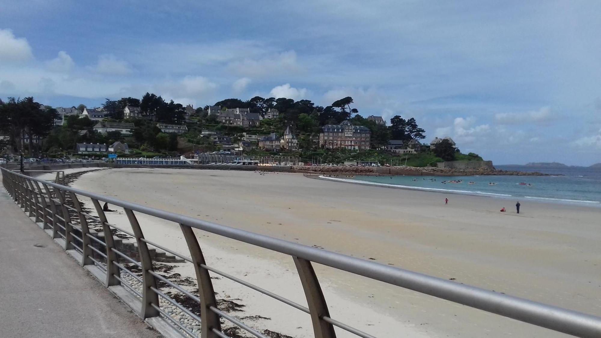 T2 Proche Centre Et Guirec *